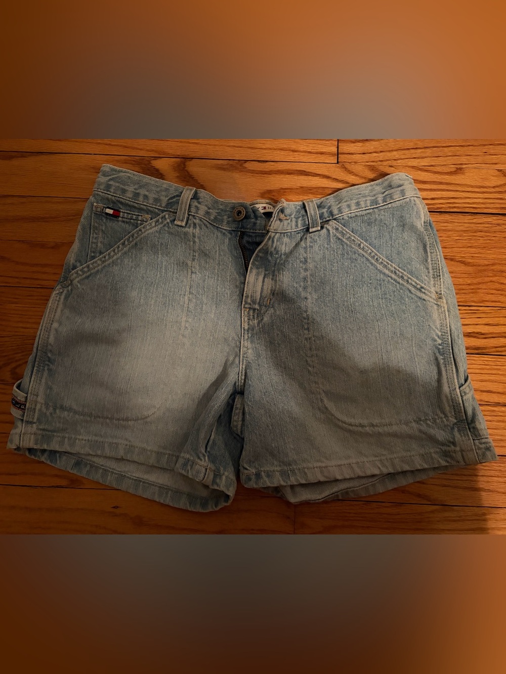 tommy hilfiger shorts!